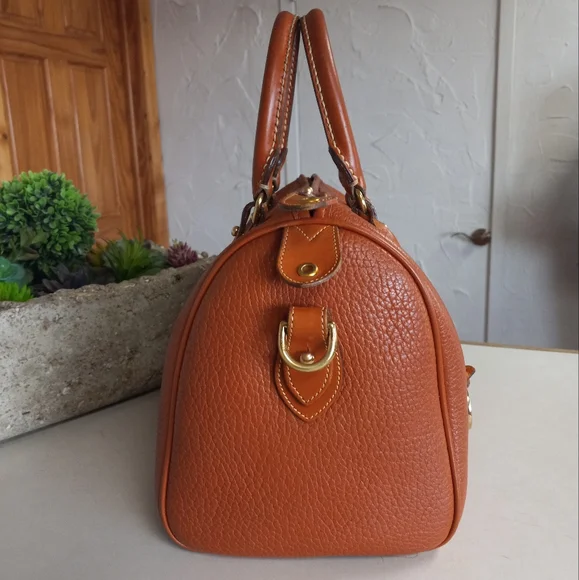 Dooney & Bourke, Pre Date Tag, 1980s Large Boston Bag - Picture 5 of 15